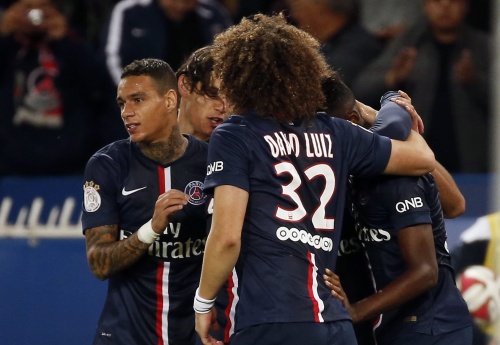 Gregory van der Wiel (M). EPA
