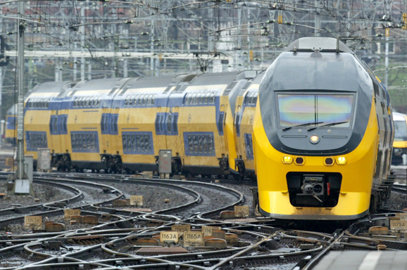 De bekende gele dubbeldekkers zijn gemaakt door Bombardier.