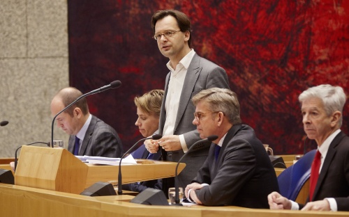 ANP Archiefbeeld initiatiefnemers in debat over de nieuwe wet.