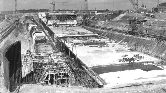 De bouw van de Velsertunnel in 1957