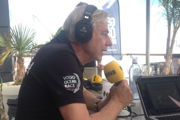 Marijke Roskam doet zaken vanuit de Ocean Race Club in Alicante
