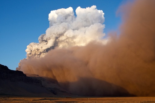 De uitbarsting van de vulkaan de Eyjafjallajökull in 2010. EPA