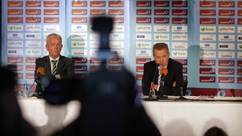 Henk Veldmate (L). ANP