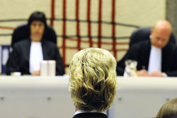Tijdens de rechtszaak tegen Geert Wilders werd in 2010 met succes de rechtbank gewraakt.