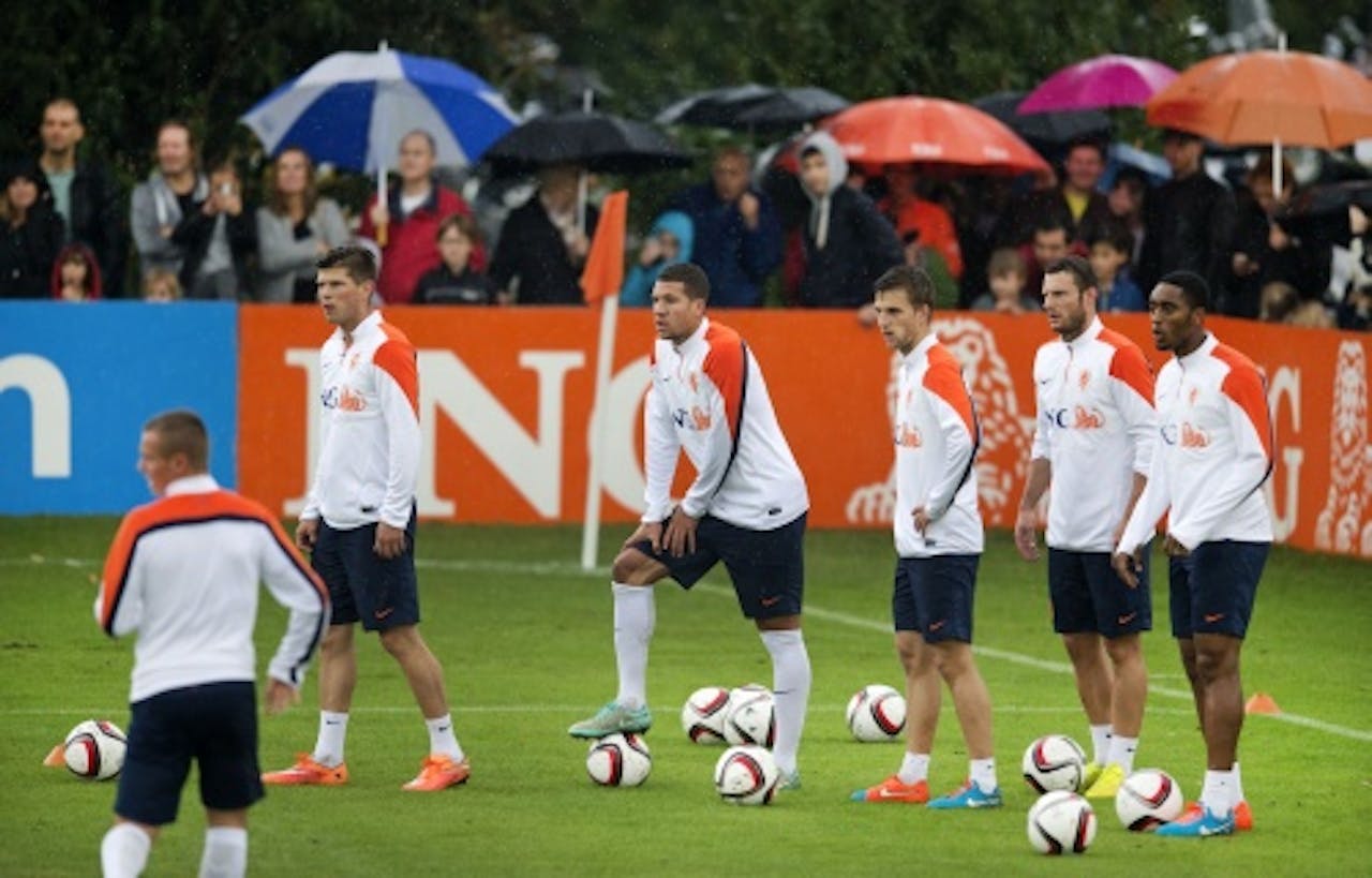 ANP Het Nederlands Elftal traint op het veld van voetbalclub RAP in voorbereiding op de EK kwalificatiewedstrijd tegen IJsland.