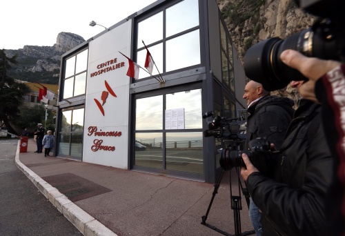 EPA Prinses Charlene zou woensdag in het Princess Grace Hospital in Monaco zijn bevallen van een tweeling.