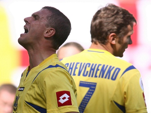 Sergej Rebrov (L), hier nog in actie als speler. EPA