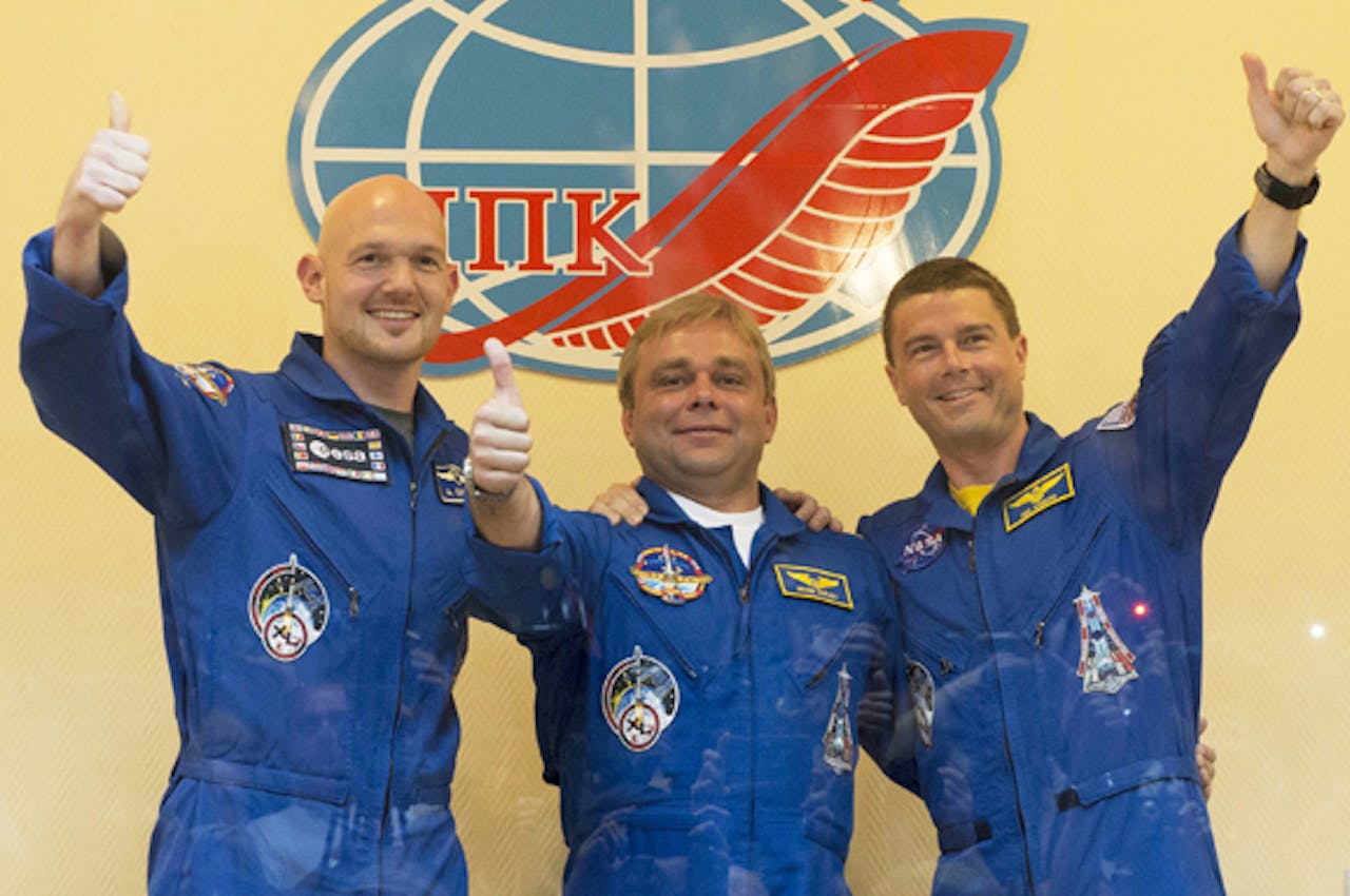 De Duitse astronaut Alexander Gerst, de Russische kosmonaut Max Suraev en de Amerikaanse astronaut Reid Wiseman afgelopen mei
