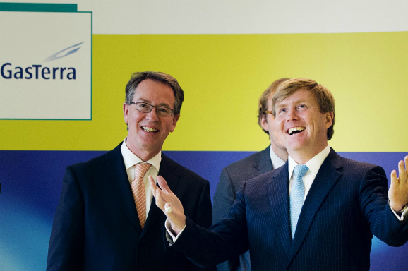 Koning Willem-Alexander en Gertjan Lankhorst, CEO van GasTerra 