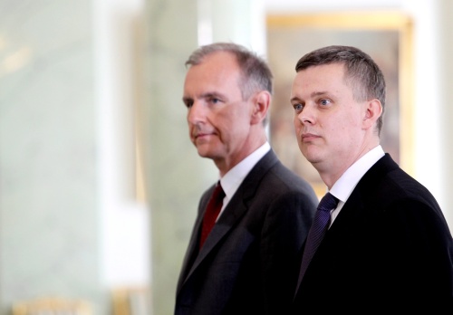 EPA Tomasz Siemoniak (R)