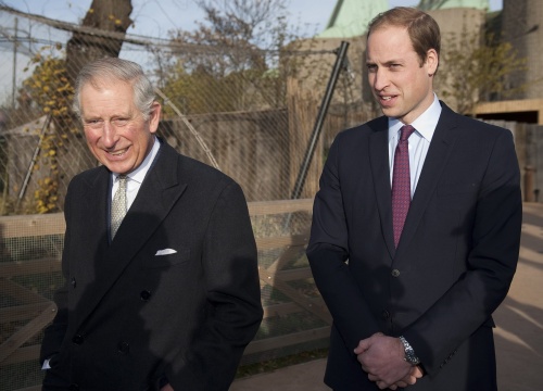 Prins Charles en zijn zoon William (EPA)