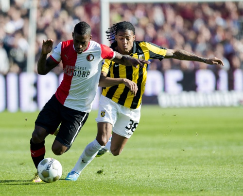 Patrick van Aanholt (R). ANP