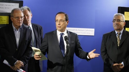 President Hollande op bezoek bij Secours catholique. EPA