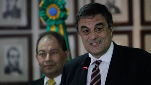 José Eduardo Cardozo, rechts op de foto (EPA)