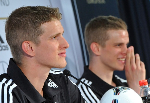 Lars (R) en Sven Bender. EPA