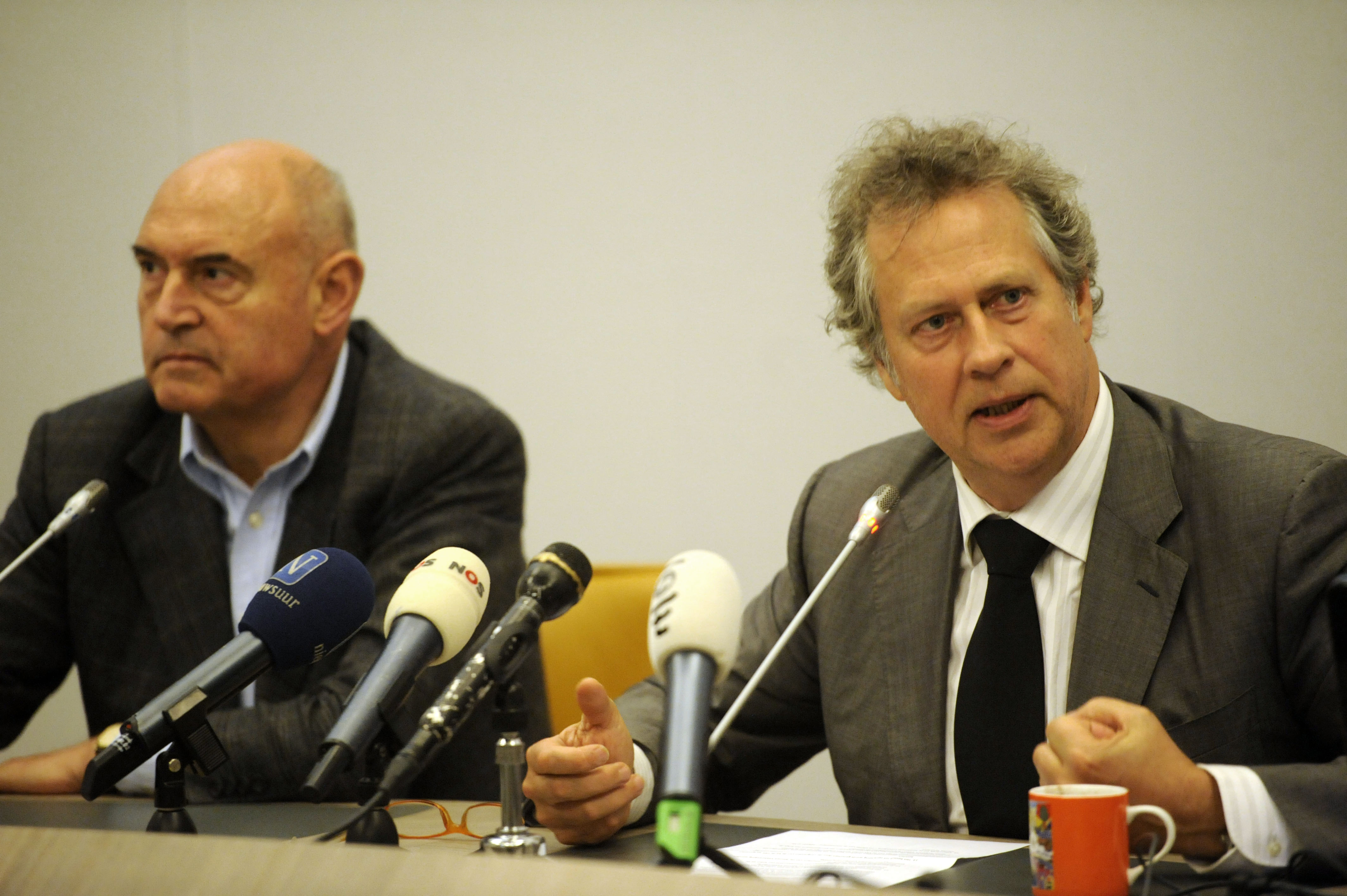 Han Noten (r.) naast oud-voorzitter van de SER Herman Wijffels