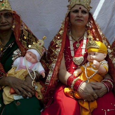 De Wereld in 360 | Indiase baby's en embryo's worden wees