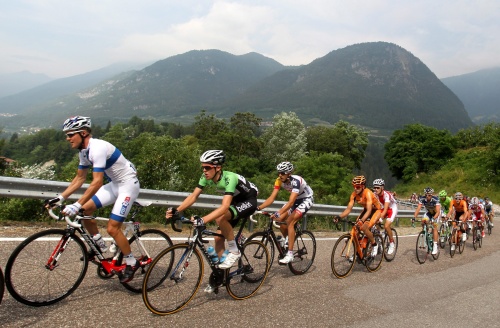 Steven Kruijswijk (2e van links). EPA
