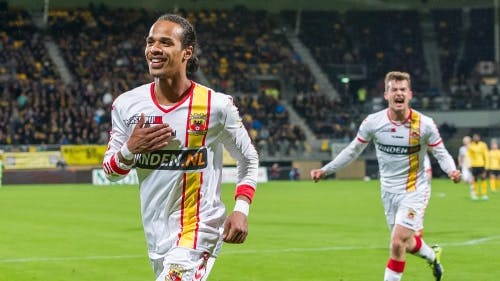 Jarchinio Antonia van Go Ahead Eagles juicht na de 1-2 tegen Roda JC. ANP PRO SHOTS