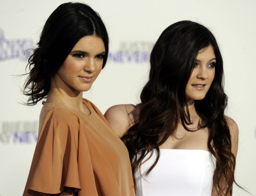 Kendall (rechts) met zus Kylie EPA