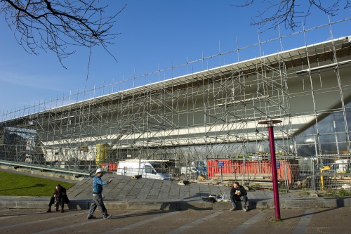 Het Stedelijk Museum nog in aanbouw. ANP