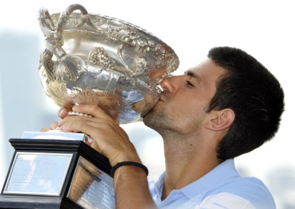 Novak Djokovic won de Australian Open vorig jaar. EPA