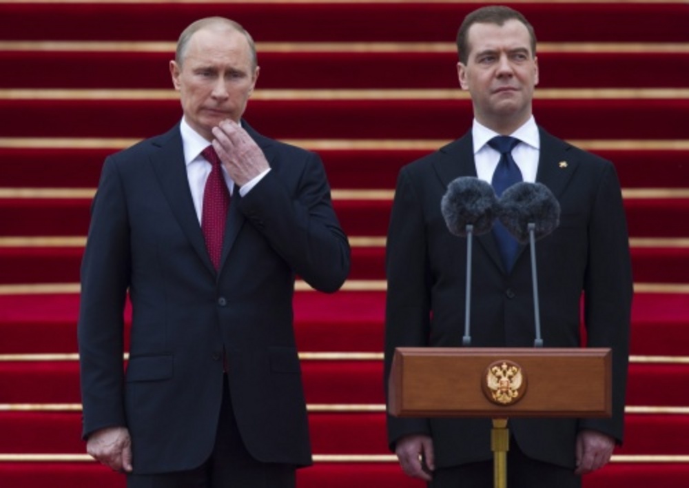 Vladimir Poetin en Dmitri Medvedev. EPA