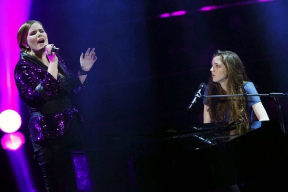 Birdy samen met winnares van The Voice Iris Kroes. ANP