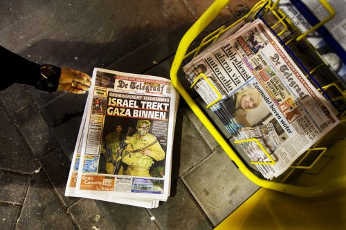 De zondageditie van de Telegraaf verscheen al eerder op tabloidformaat. Deze editie bestaat nu niet meer. ANP