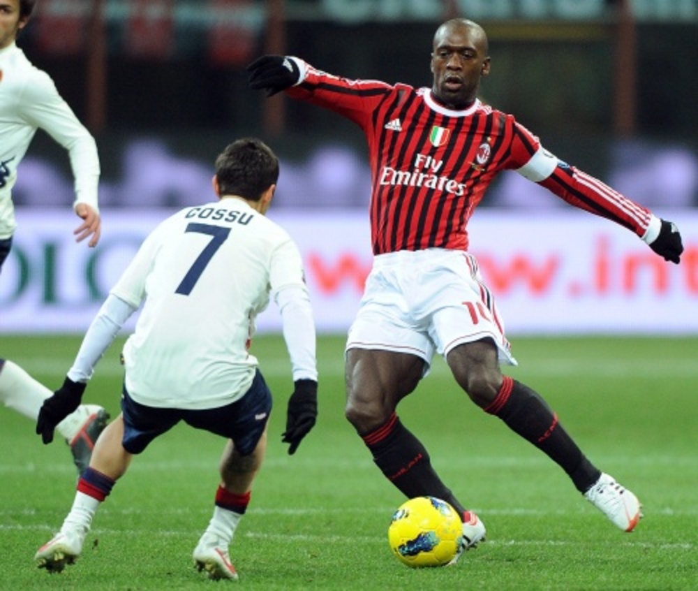 Clarence Seedorf (R). EPA