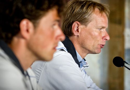 Teamcaptain Jan Siemerink (R) en Robin Haase. ANP