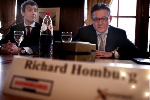 Richard Homburg (R). ANP