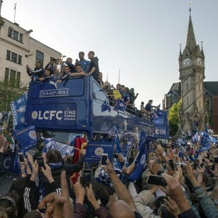Kwart miljoen fans bij huldiging Leicester