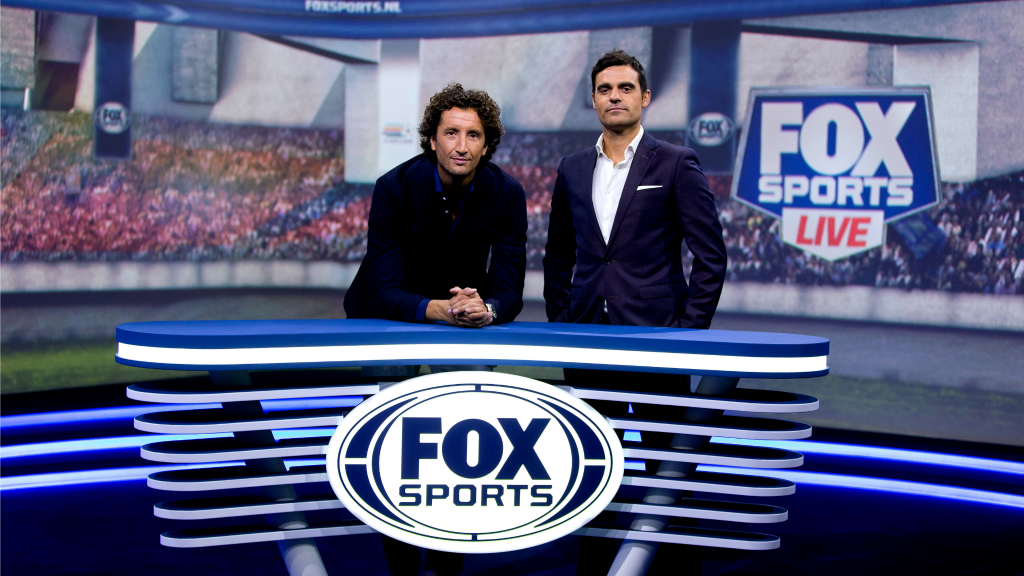 Presentator Jan Joost van Gangelen en analist Kenneth Perez van Fox Sport Centraal.