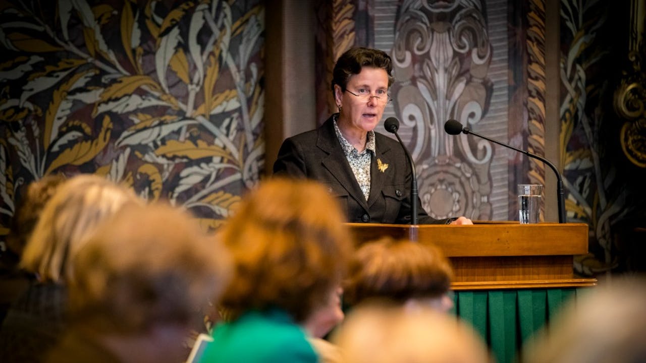 Marjolein Faber (PVV) tijdens de stemming in de Eerste Kamer over het al dan niet controversieel verklaren van het associatieverdrag met Oekraine. Foto ANP