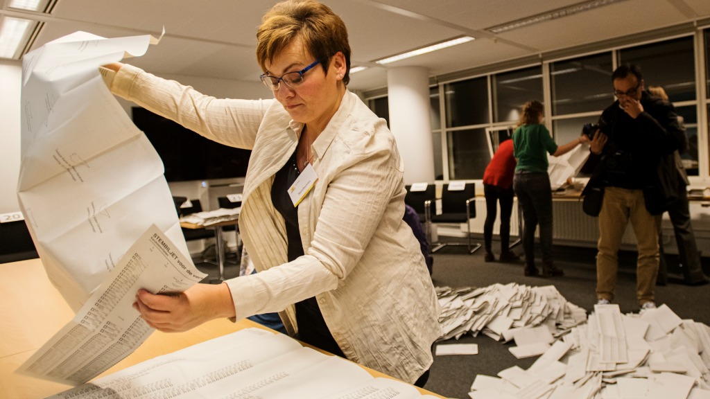 Stemmen tellen bij de Tweede Kamerverkiezingen 2017. Foto ANP