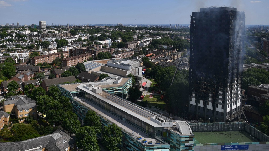 Van de flat in Londen is weinig over. Foto: ANP.