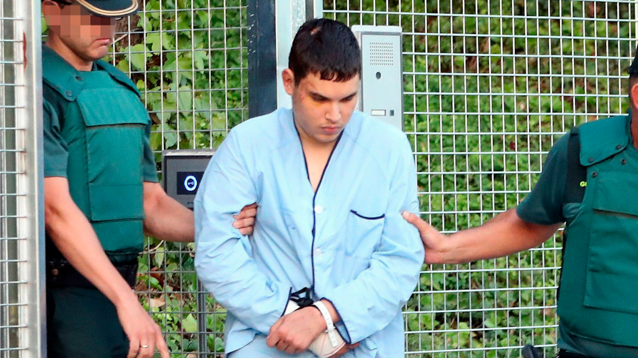 Mohamed Houli Chemlal werd onder het puin van een ontploft huis in Alcanar vandaan gehaald. Foto: ANP/EPA