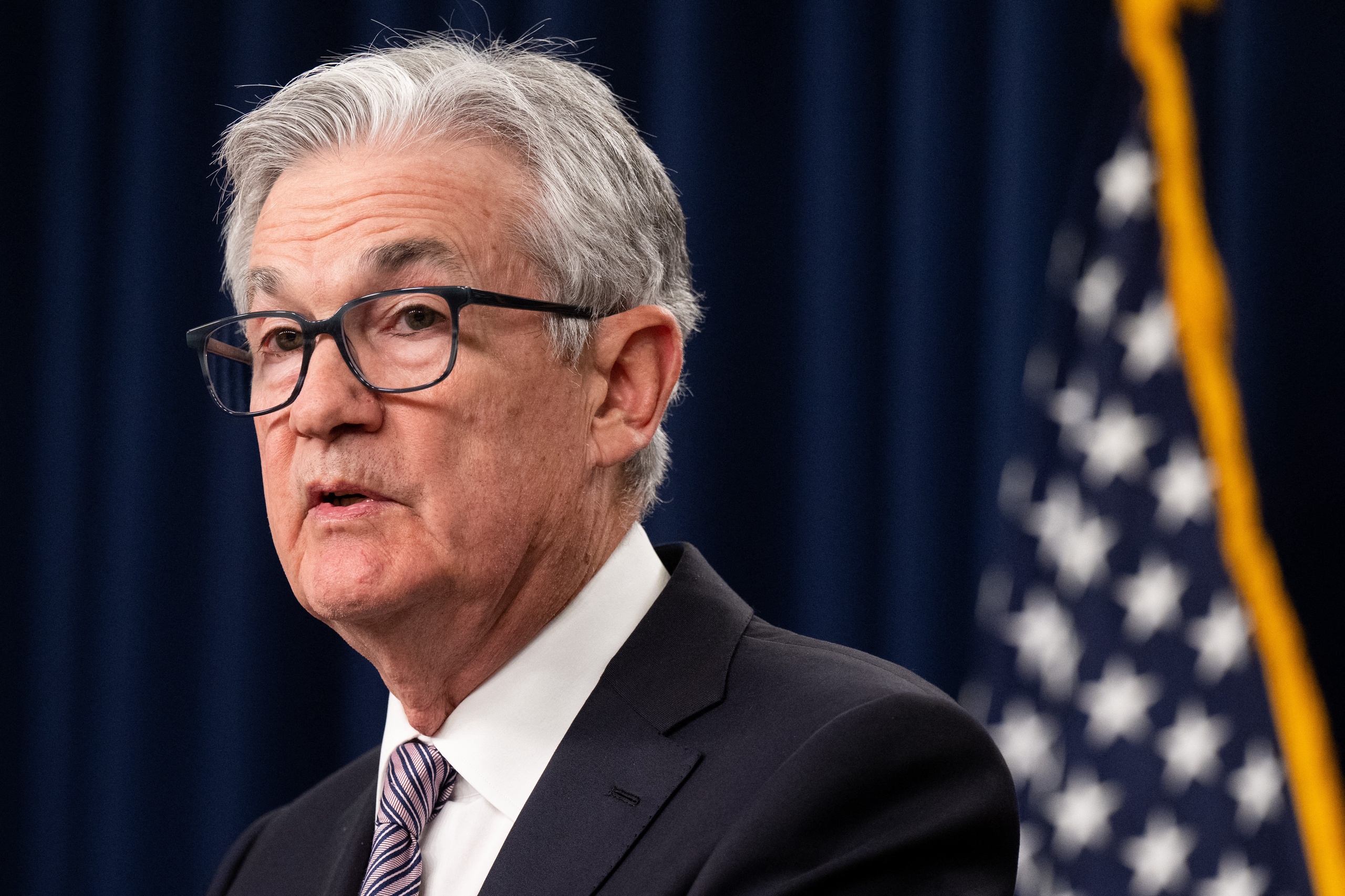 The Federal Reserve has again raised US interest rates by a quarter of a percentage point.  As a result, the key interest rate in the US is now between 5 and 5.25 percent.  But that may have been the last rate hike.  US Federal Reserve policymakers say further increases will depend on how the economy develops.