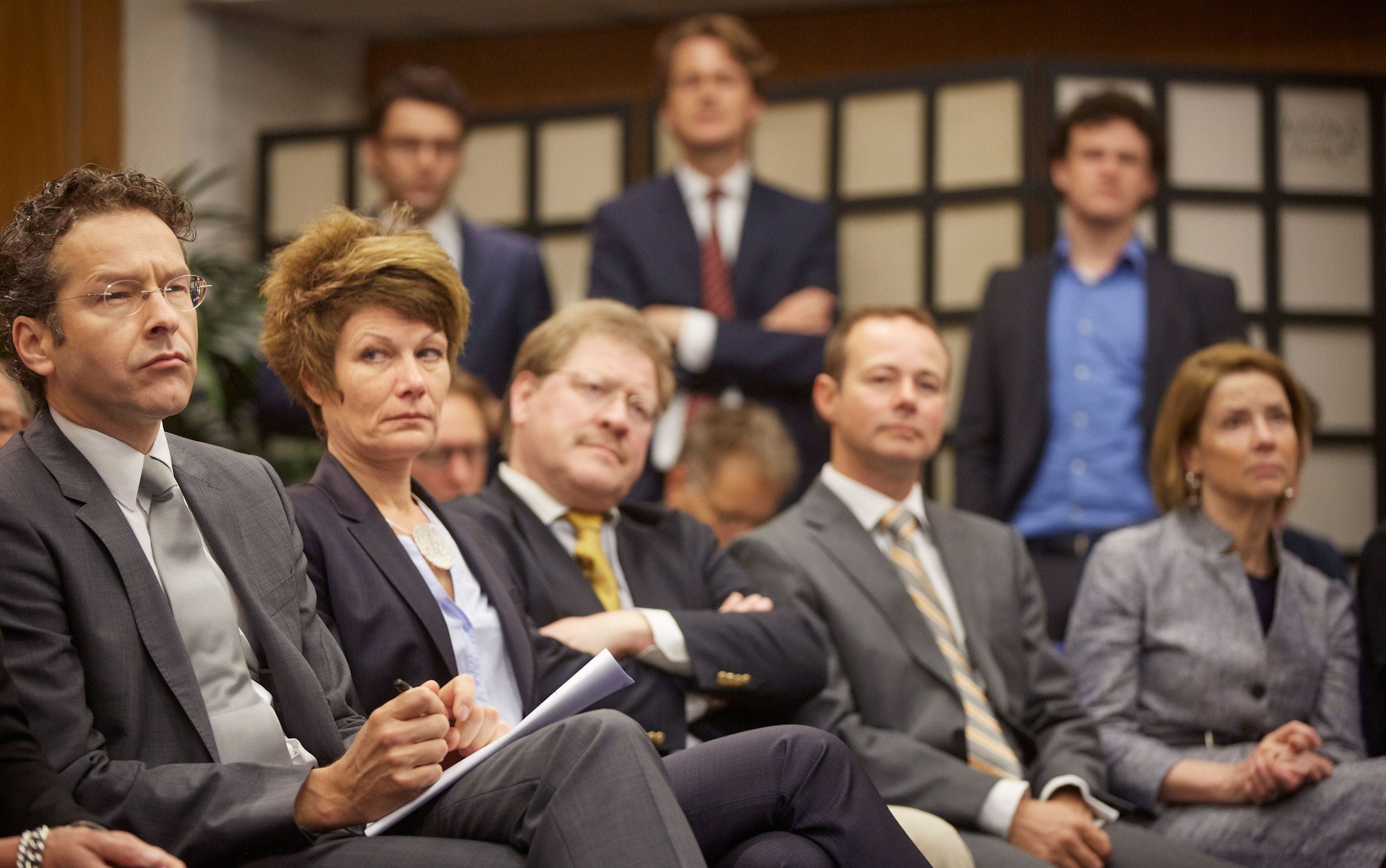 Gita Salden (tweede van links) tijdens een presentatie door de Commissie Structuur Nederlandse banken in 2013.