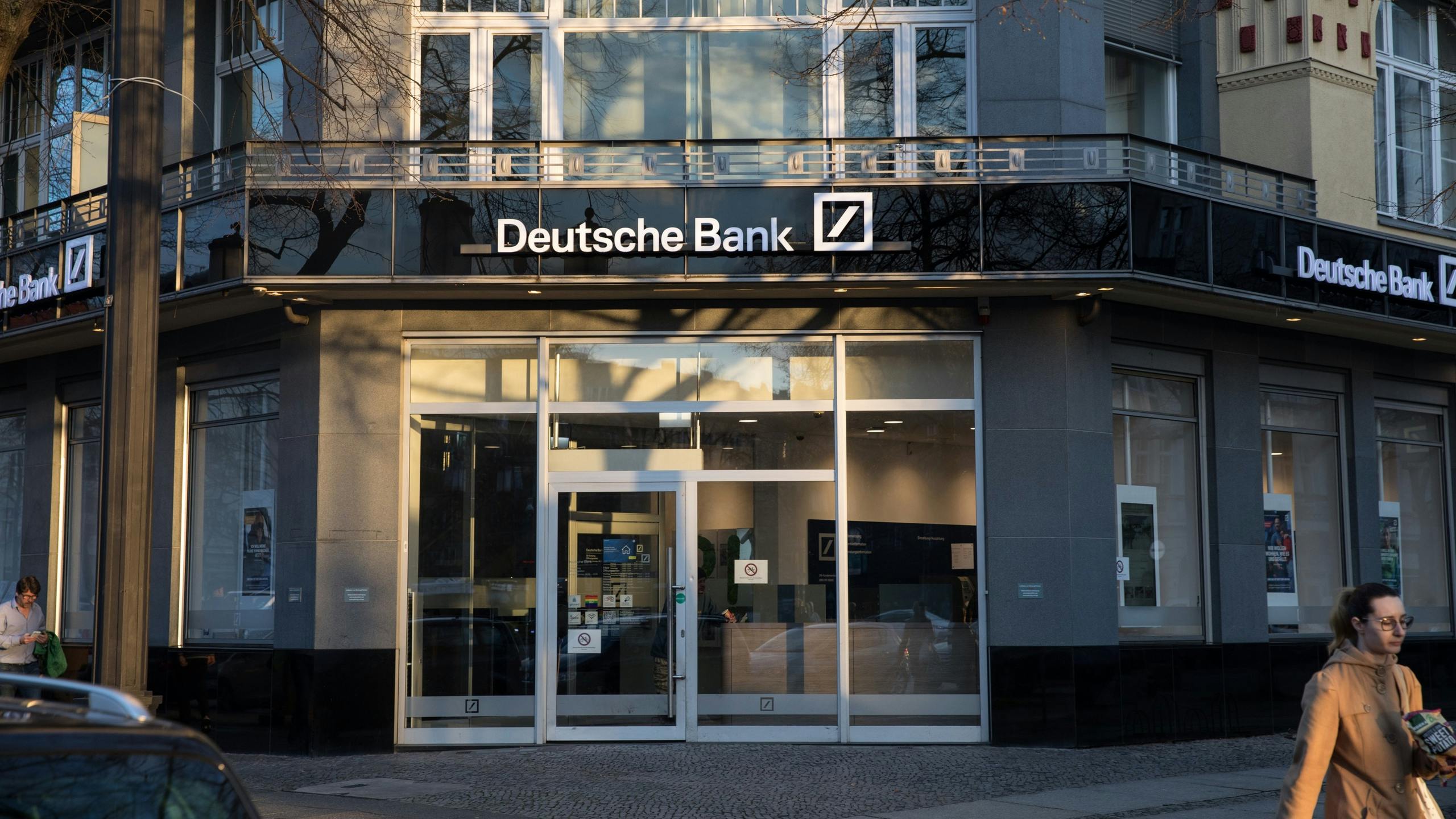 Deutsche Bank en fondsen leggen ruzie bij 