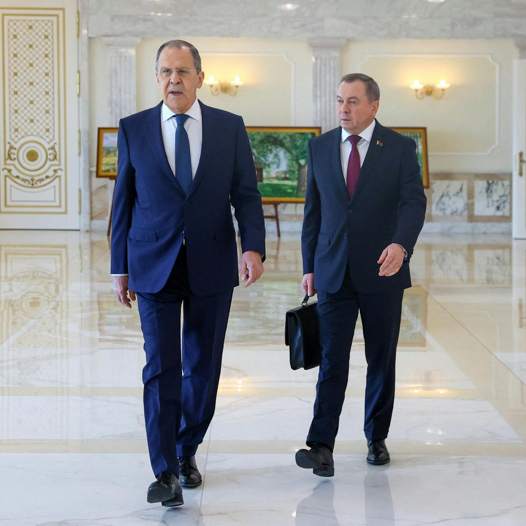 Lavrov: 'Nieuw ijzeren gordijn tussen Westen en Rusland'