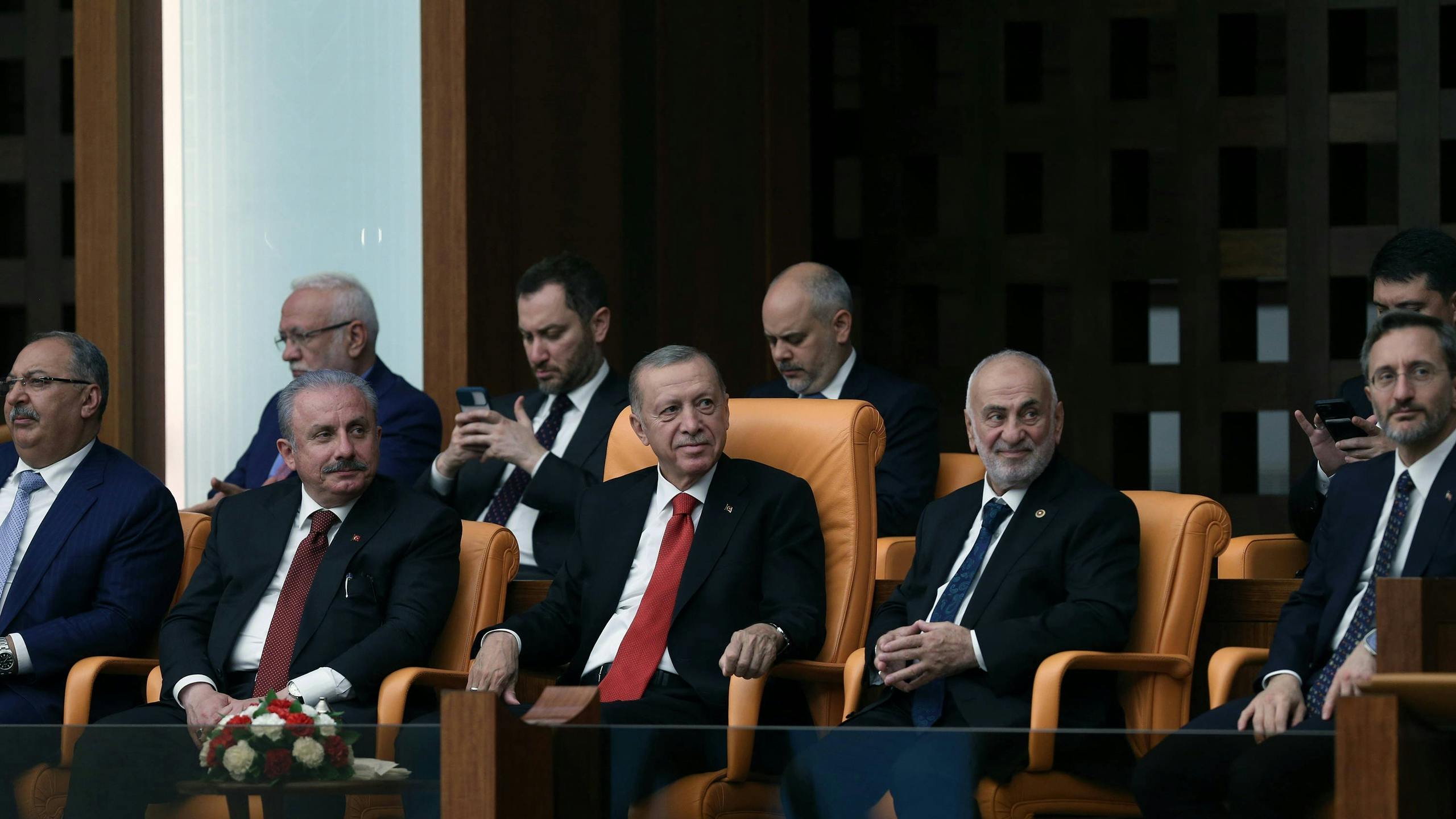 Erdogan beëdigd voor derde termijn
