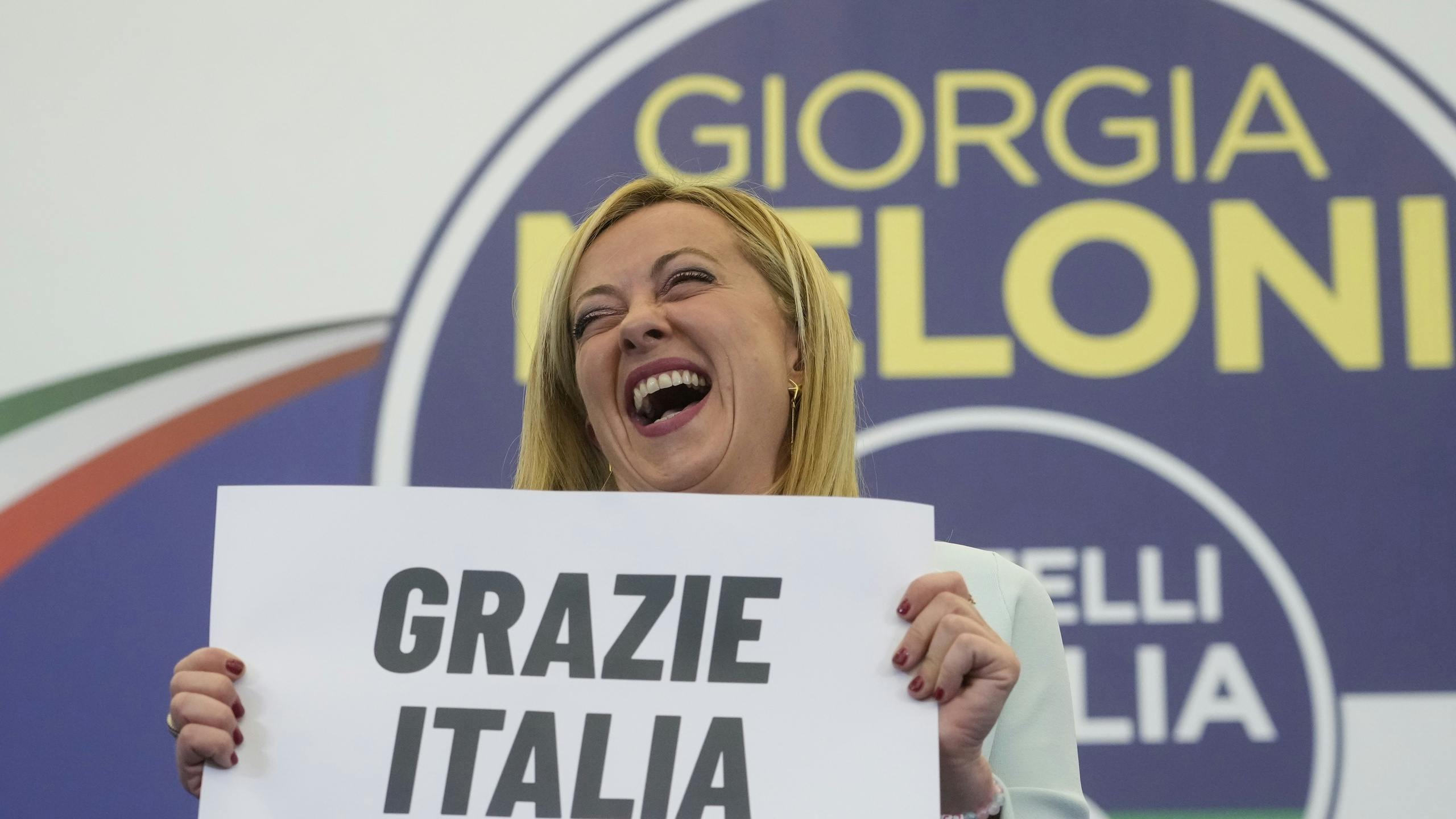 Rechts blok wint Italiaanse verkiezingen, Meloni wil regering voor 'alle Italianen'