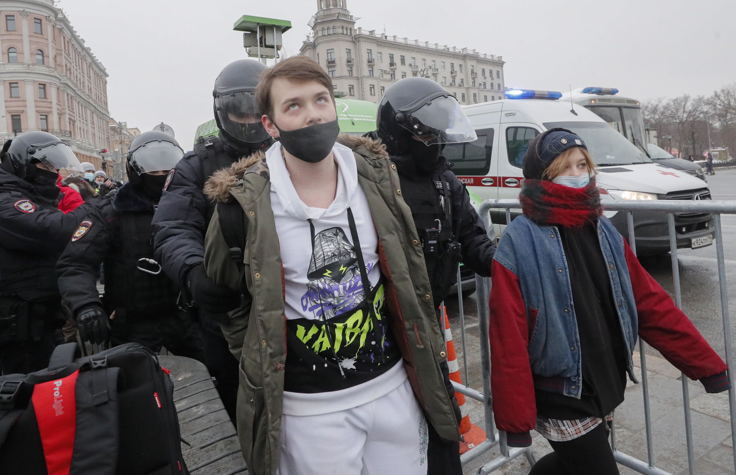 Ruim honderd mensen zijn in Moskou opgepakt 