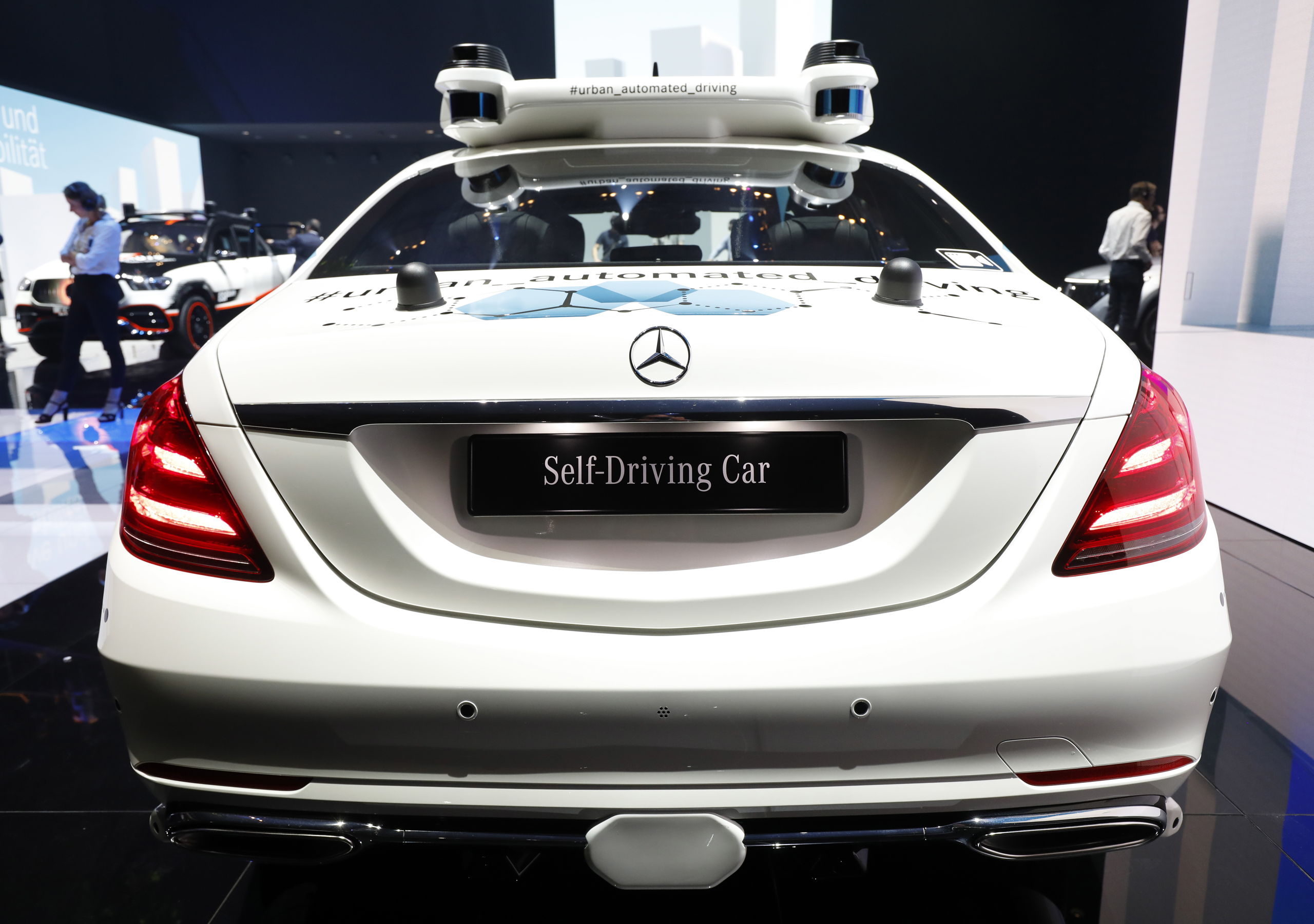 Een zelfrijdende auto van Mercedes.