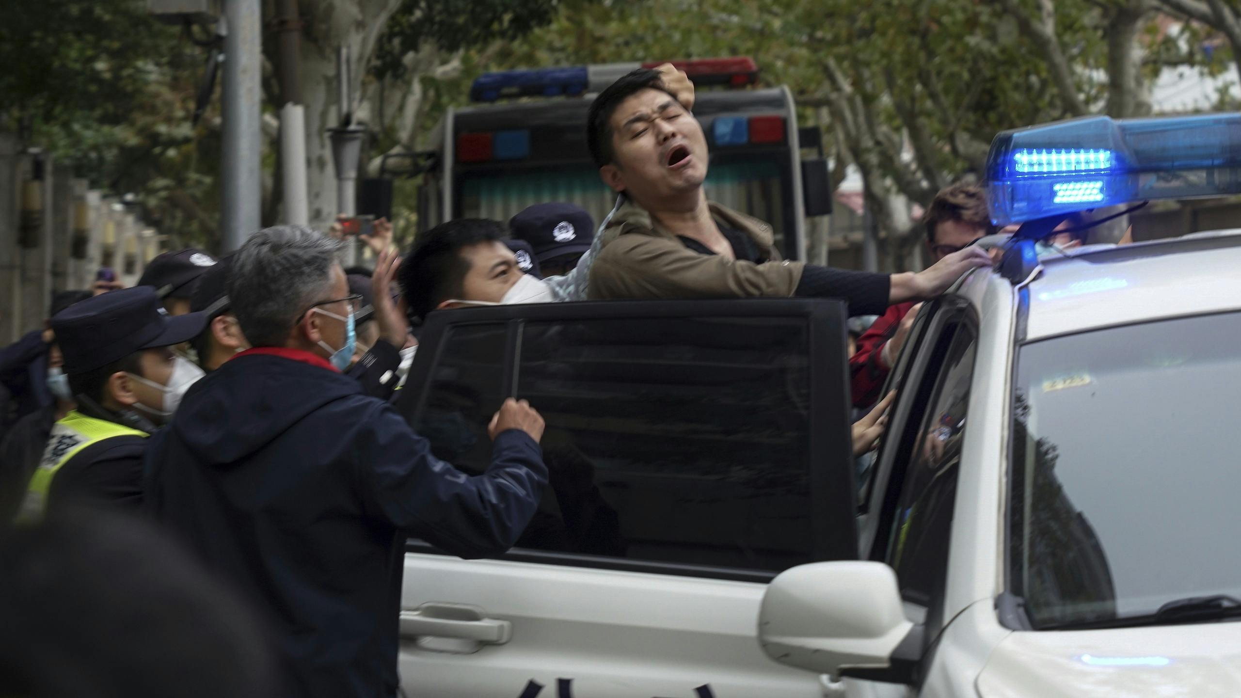 China versoepelt na protesten