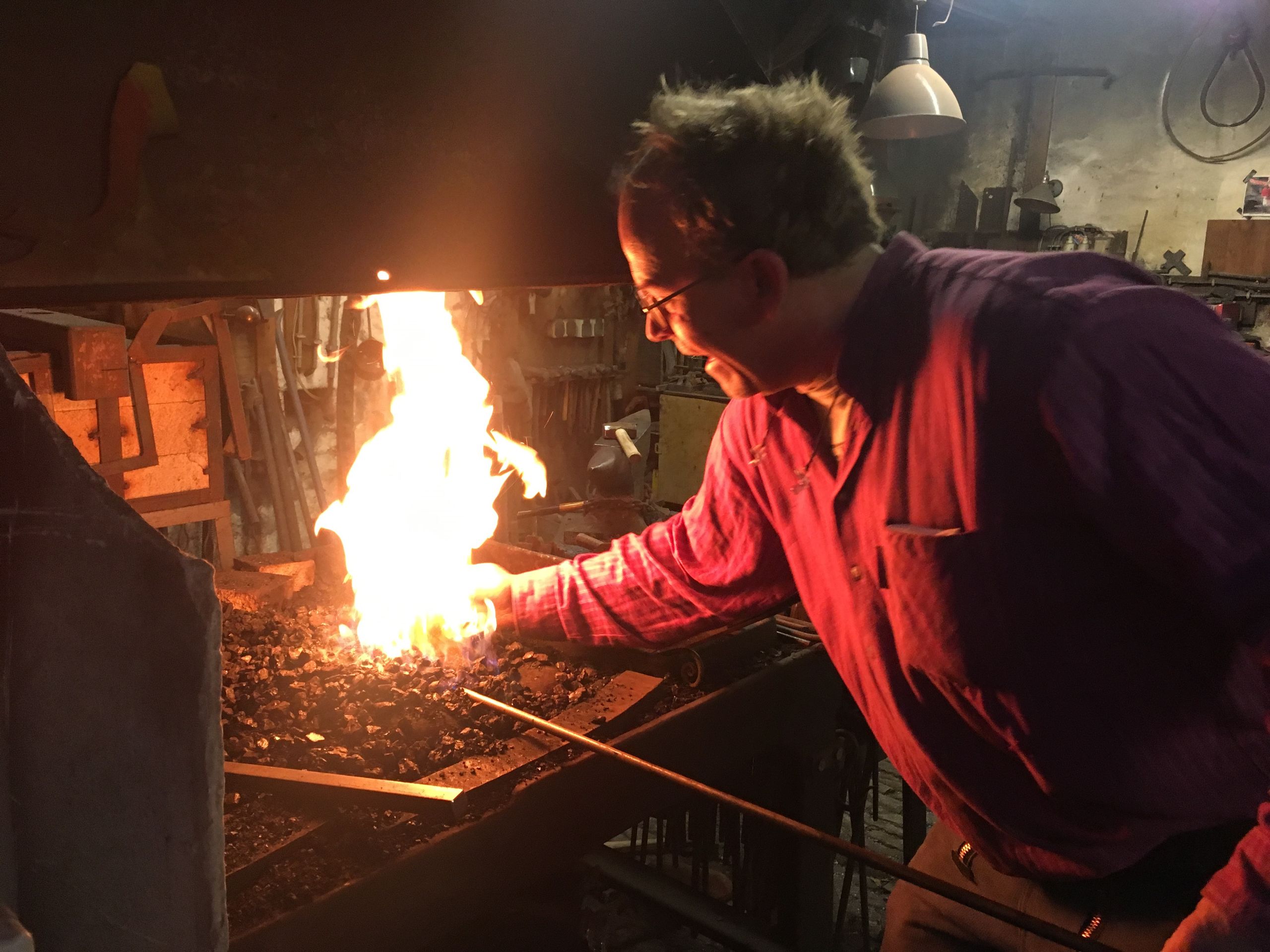 Paulus van der Jagt is smid en hoopt op subsidie van Rijk.