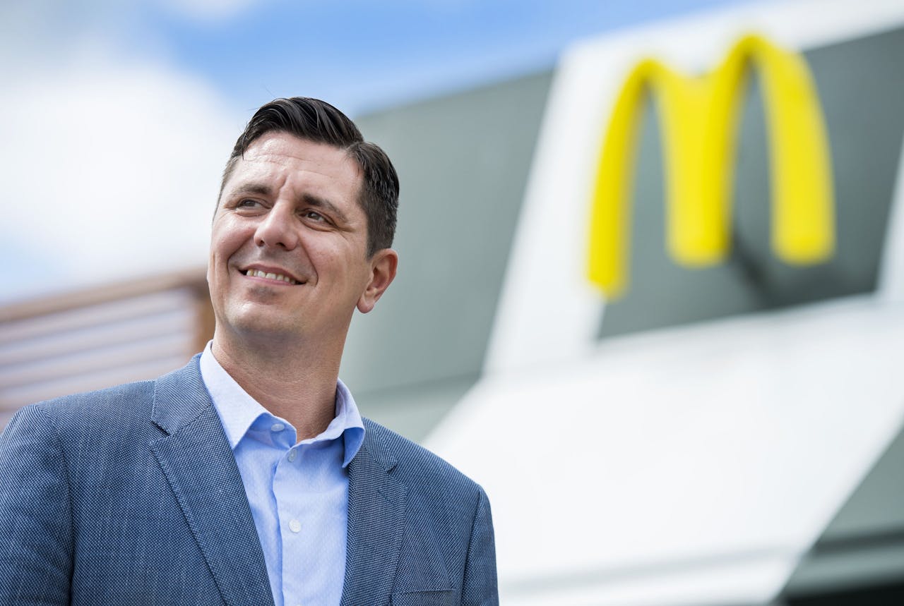 Portret van Manu Steijaert, Managing Director van McDonalds Nederland.