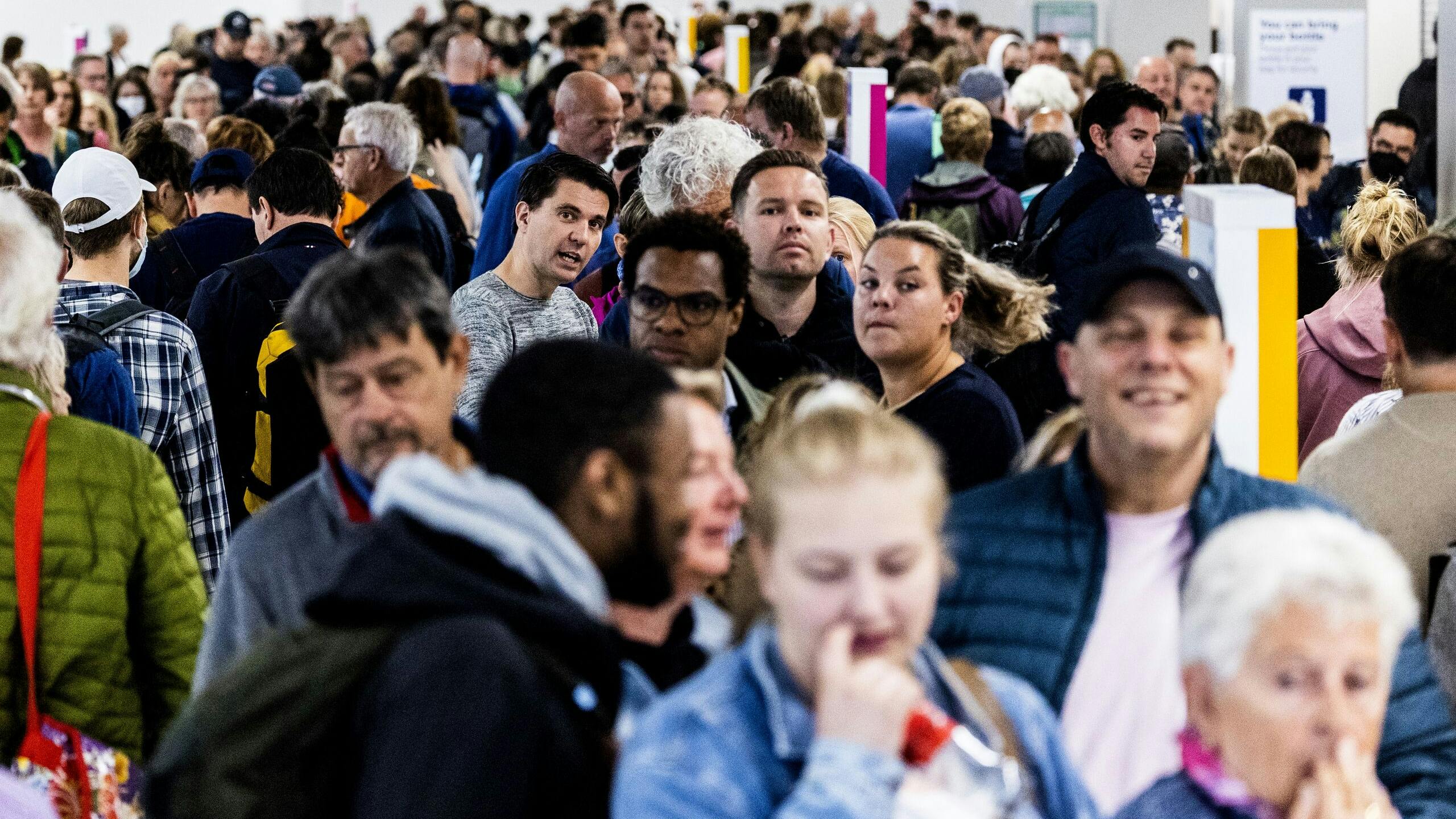 Hoekstra: snap frustratie, maar weinig begrip voor opstootjes Schiphol